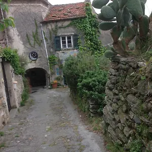 https://la-luna-e-sei-soldi.hotelitalianriviera.com