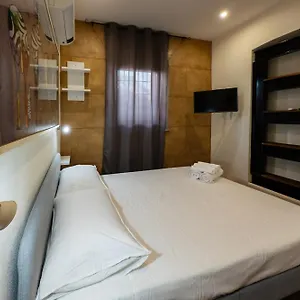 https://admiral-appartment.in-sardinia.net